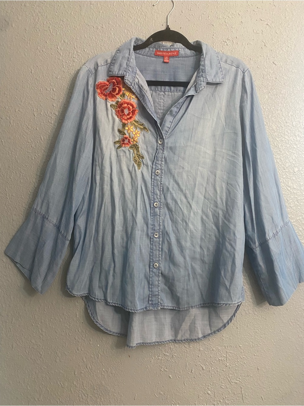Saks Fifth Avenue Light Blue Button-Down Shirt with Floral Embroidery